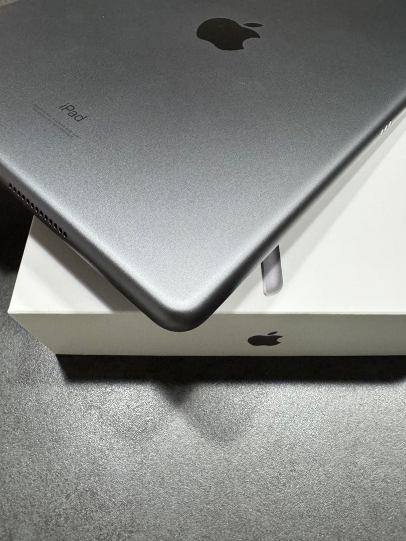 【美品】iPad 第9世代 Wi-Fiモデル 64GB バッテリー最大容量96%