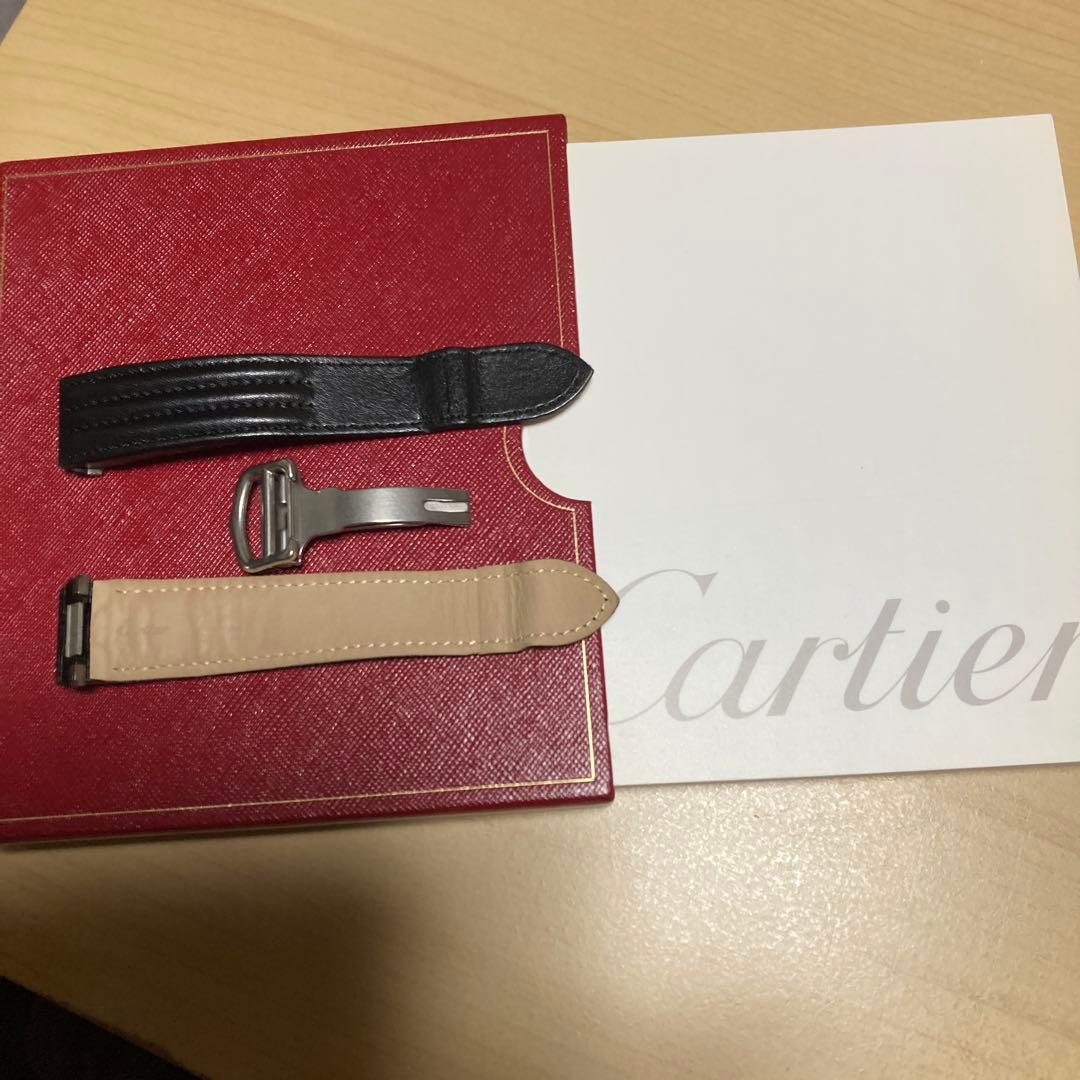カルティエロードスター変えベルト