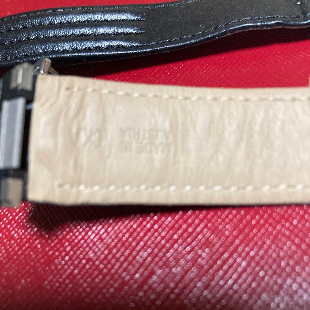 カルティエロードスター変えベルト