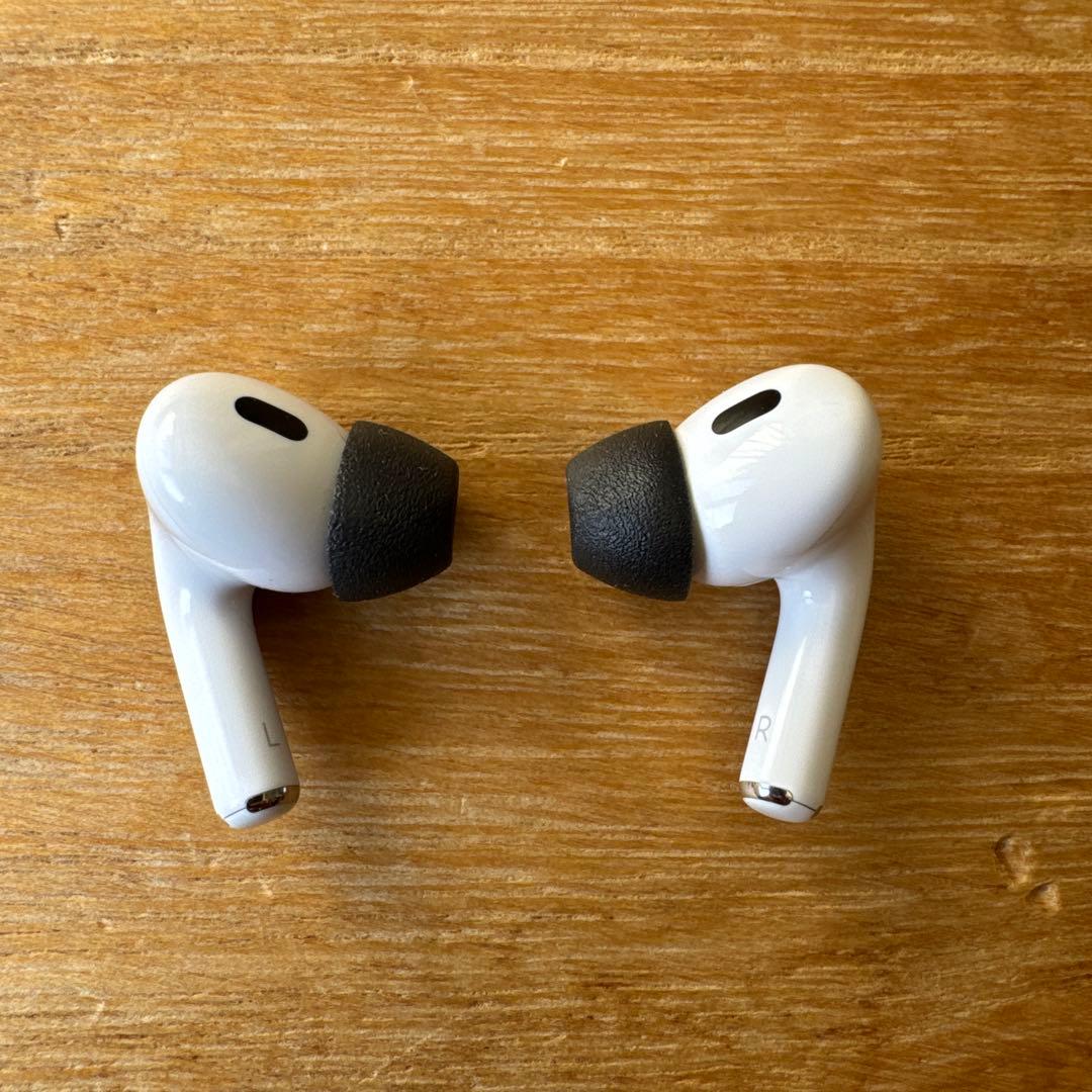 【美品】Apple AirPods Pro 2 Nomadケース付