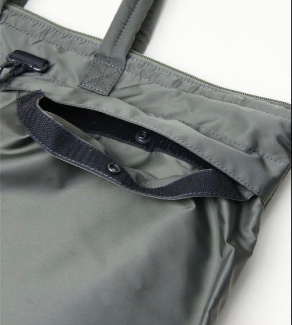 【美品】ヤエカ　ヘルメットバッグ カーキ