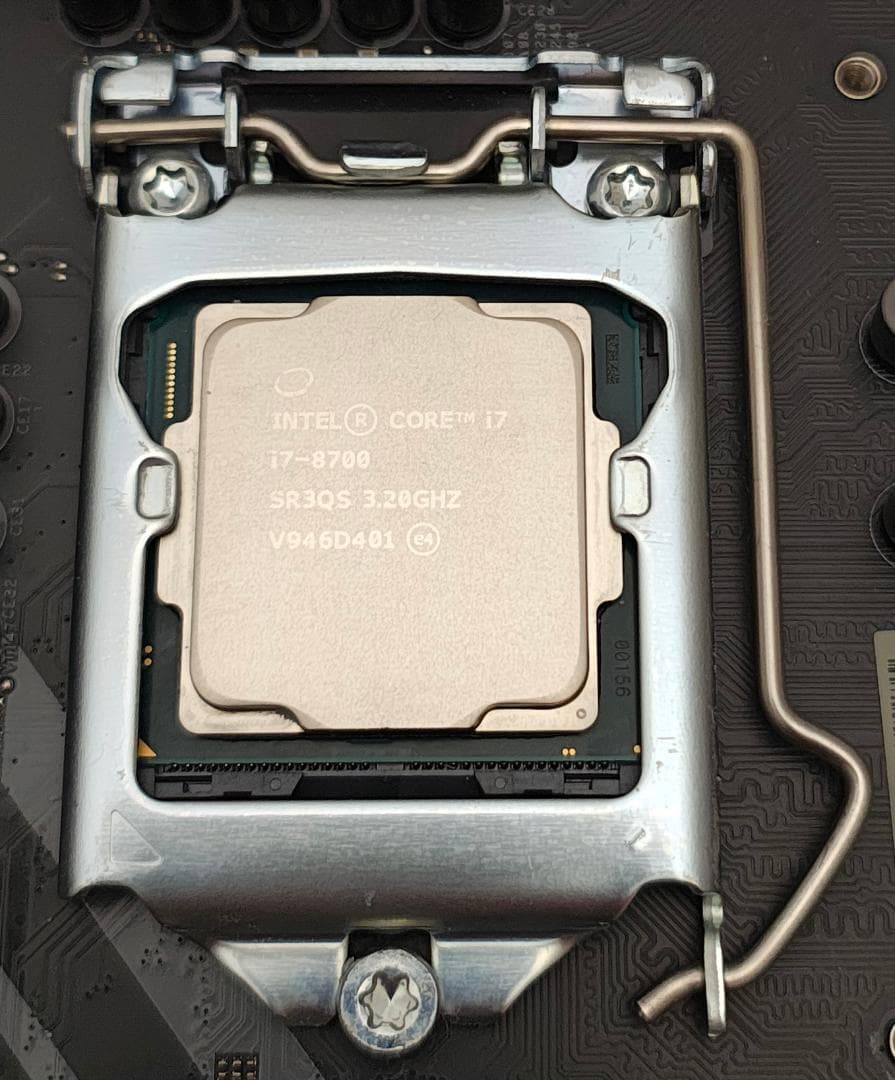 ASRock Z370 EXTREME4 マザーボード