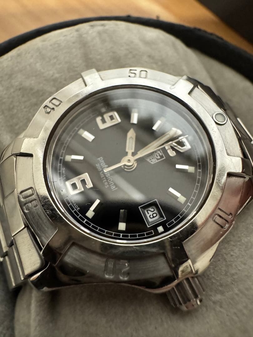 【超美品】タグホイヤー　エクスクルーシブ　WN1310ブラック文字盤　付属品有