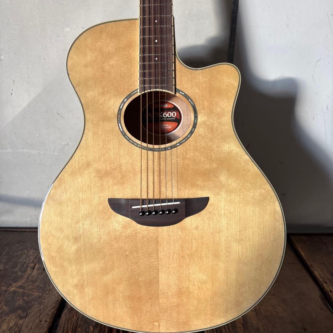 美品 Yamaha APX600 アコースティックギター