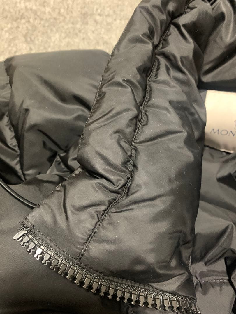 MONCLER/VIBURNUM最終価格