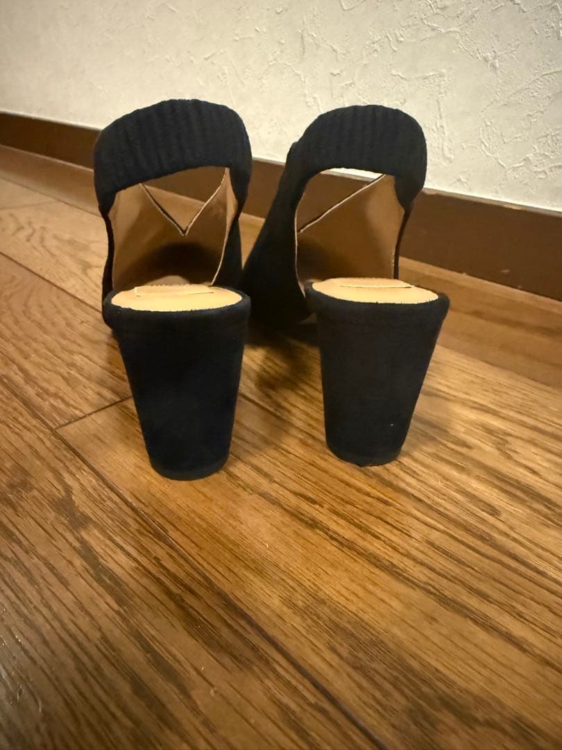 HENRI EN VARGO MONICA パンプス　トゥモローランド　36.5