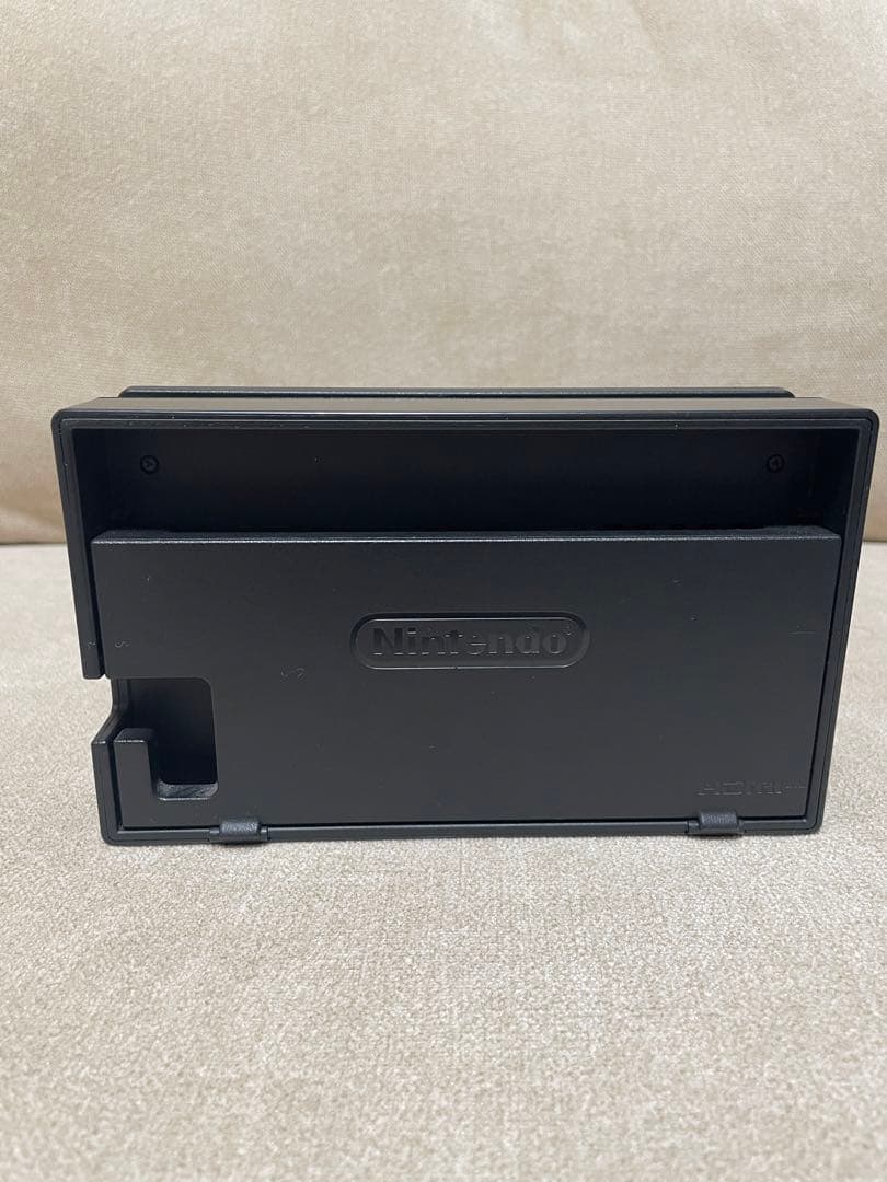 Nintendo Switch 本体（ニンテンドースイッチ）Joy-Conグレー