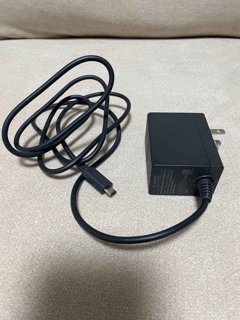 Nintendo Switch 本体（ニンテンドースイッチ）Joy-Conグレー