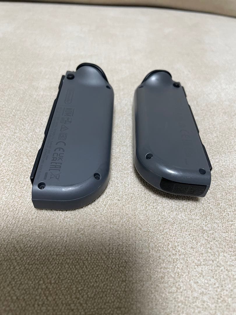 Nintendo Switch 本体（ニンテンドースイッチ）Joy-Conグレー