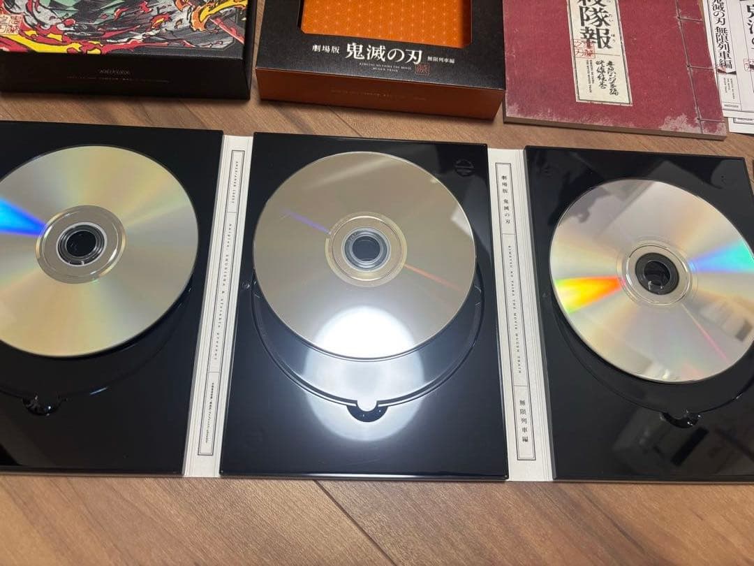 鬼滅の刃　映画DVD、フィギュア、1番くじまとめ売り