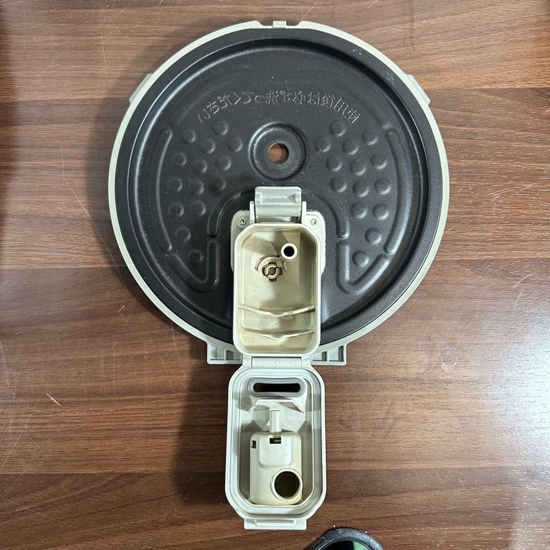 美品 即日発送 三菱 炊飯器 NJ-KSE106-W 18年製