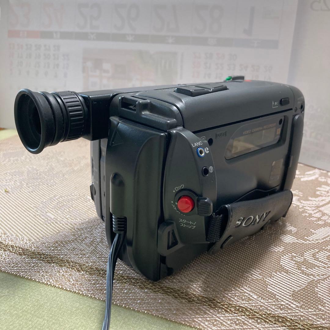 8ミリビデオカメラ