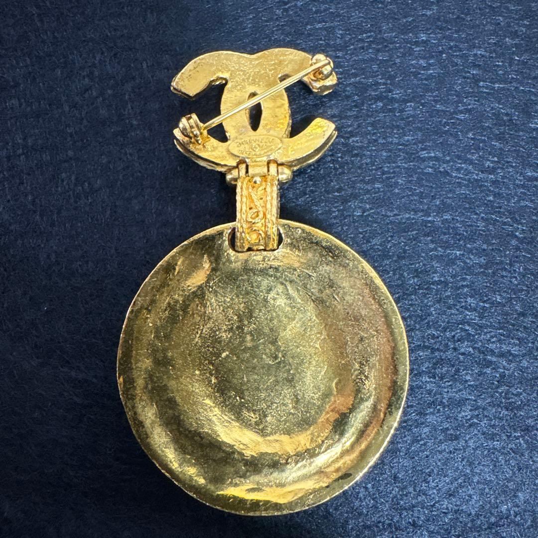 CHANEL シャネル　ココマーク グリポア ラウンド スイング ブローチ 94