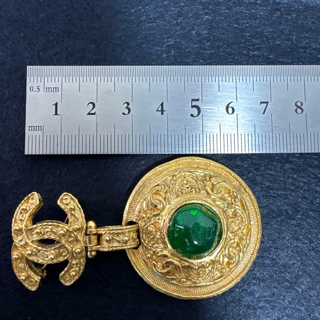 CHANEL シャネル　ココマーク グリポア ラウンド スイング ブローチ 94