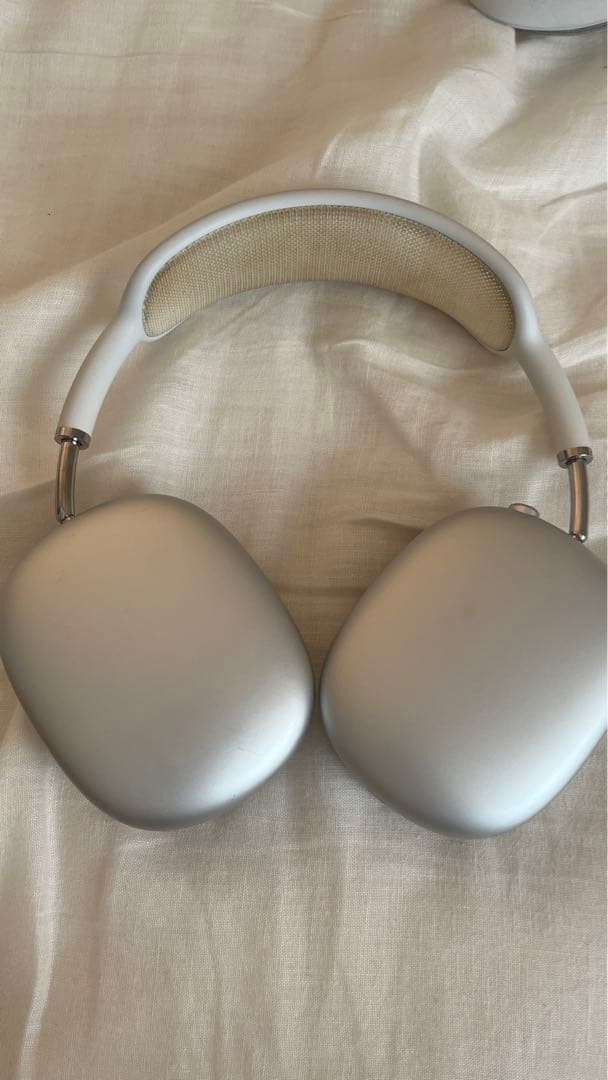 AirPods Max シルバー