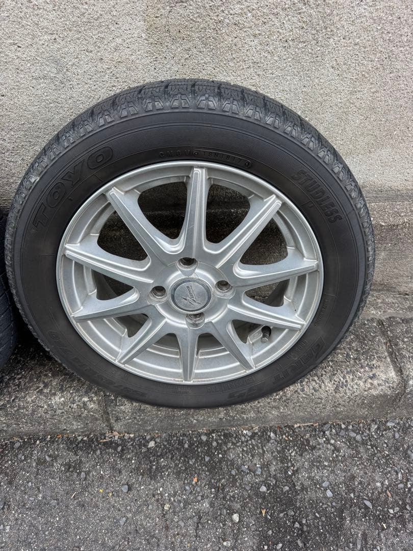 軽自動車全般に‼️14㌅スタッドレスTOYOタイヤホイール4本セット‼️2017年製