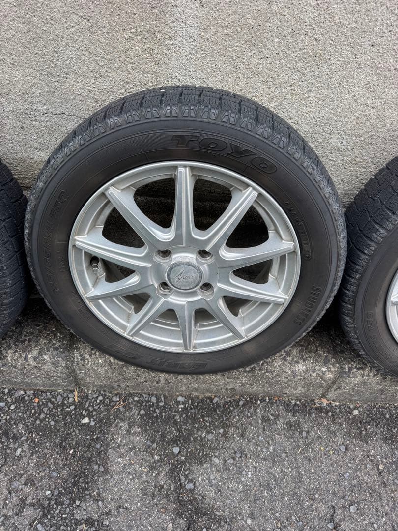 軽自動車全般に‼️14㌅スタッドレスTOYOタイヤホイール4本セット‼️2017年製