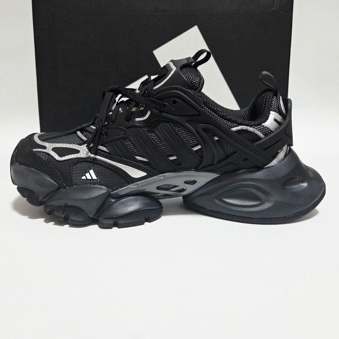 【新品】adidas XLG Runner Deluxe スニーカー 26cm