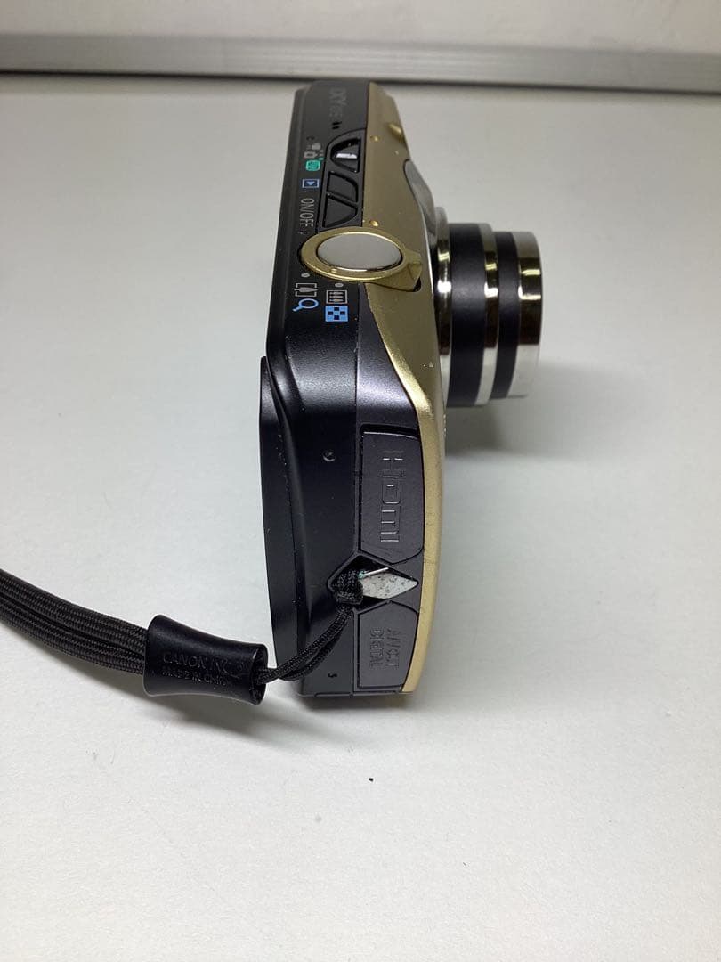 B*s様 Canon IXY 10S ゴールド デジタルカメラ 本体　撮影可能