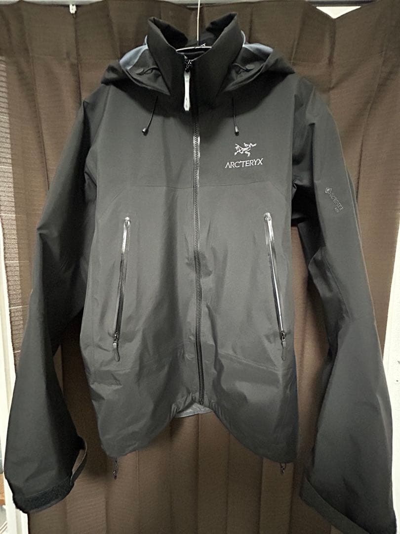 u*a様 アークテリクス ベータARジャケット