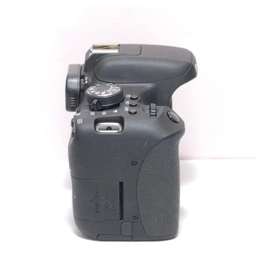 ❤️高画質❤️Canon kiss X8i❤️シングルレンズ❤️バイアングル液晶