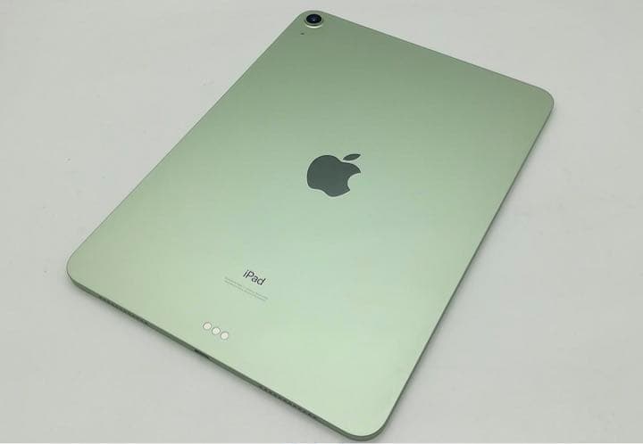 iPad第4世代 WiFi+CELL model au グリーン