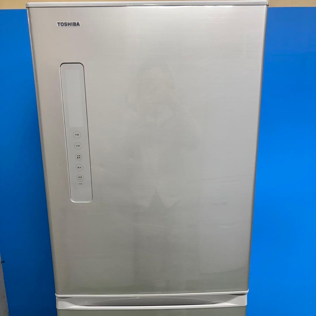 523 東芝 大型冷蔵庫 400L強 右開き 自動製氷 5ドア 大人気　きれい