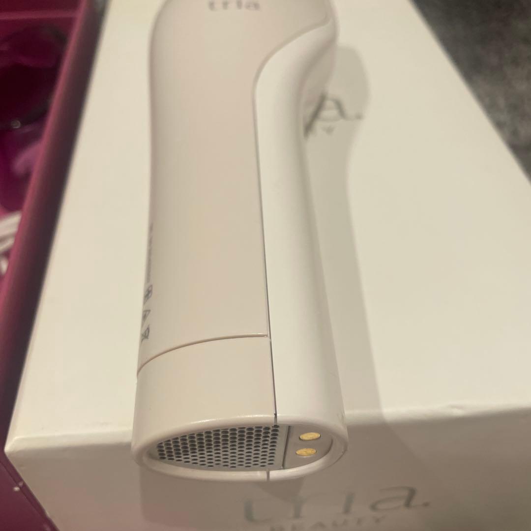 美品　トリア　スキン　エイジングケア　レーザー　ホワイト