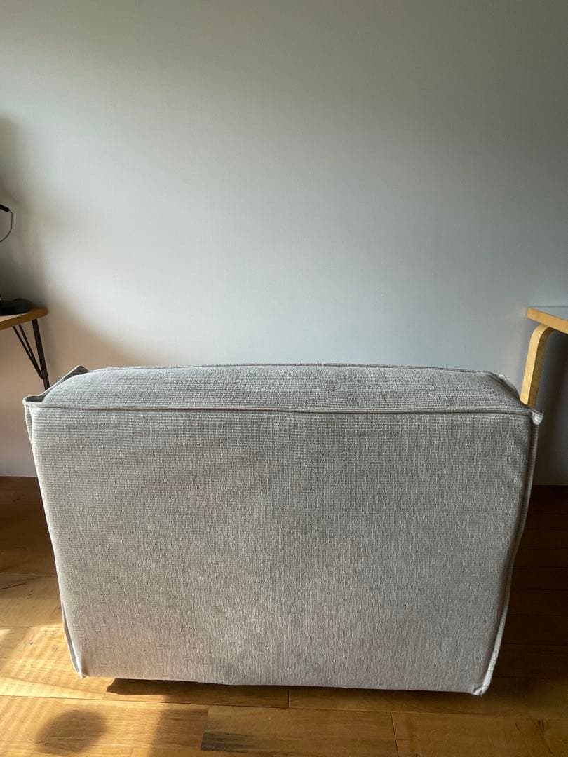 ACTUS 1人掛けソファ 付属クッション付き