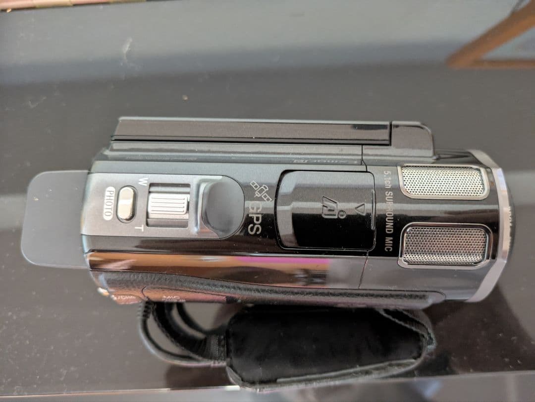 【送料無料】SONY　HDR-CX560 　大容量NP-FV70付き