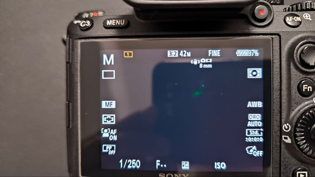 鯖さん専用　SONY α7RIII ミラーレス一眼カメラ 本体のみバッテリーなし