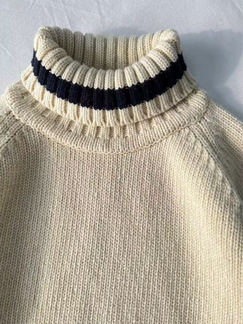 Urbanic30 ハリー タートルネックニット クリーム