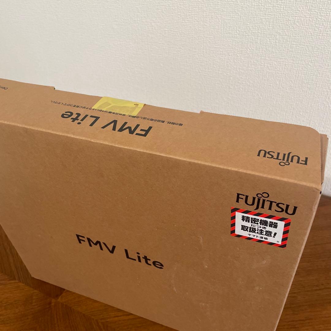 新品未開封　Fujitsu FMV Lite WJ2A15W ノートPC