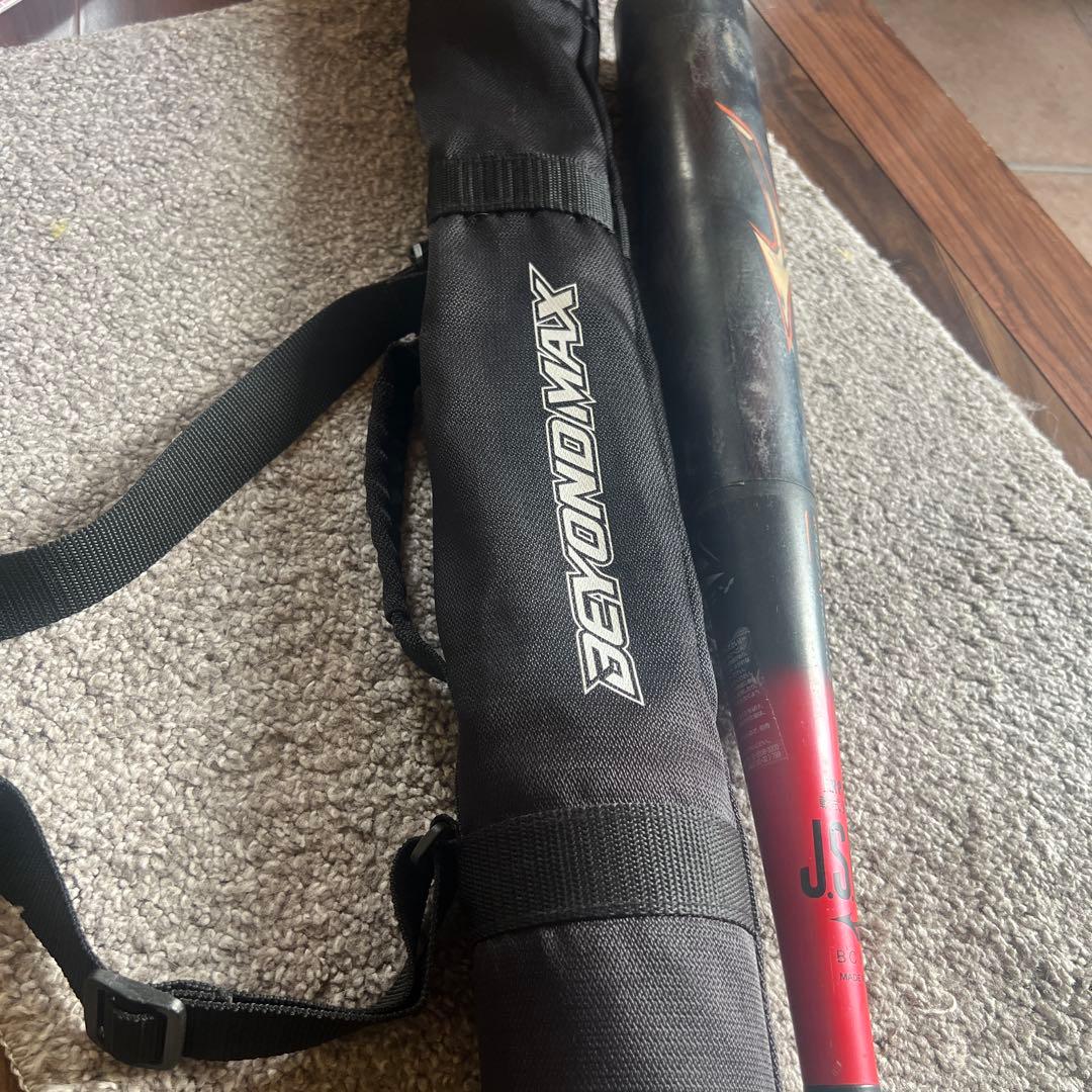 バット BEYOND MAX LEGACY 78cm