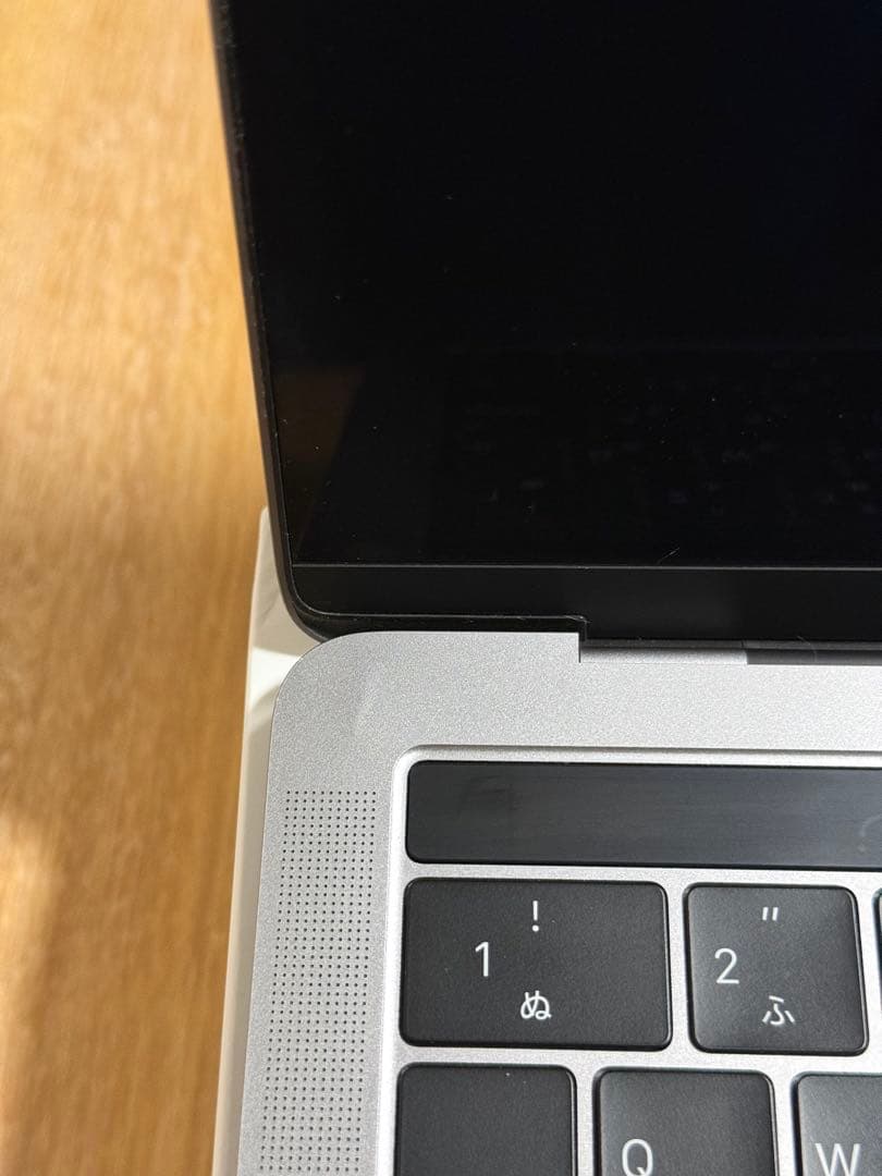 MacBook Pro 2019 Intel Core 13インチ