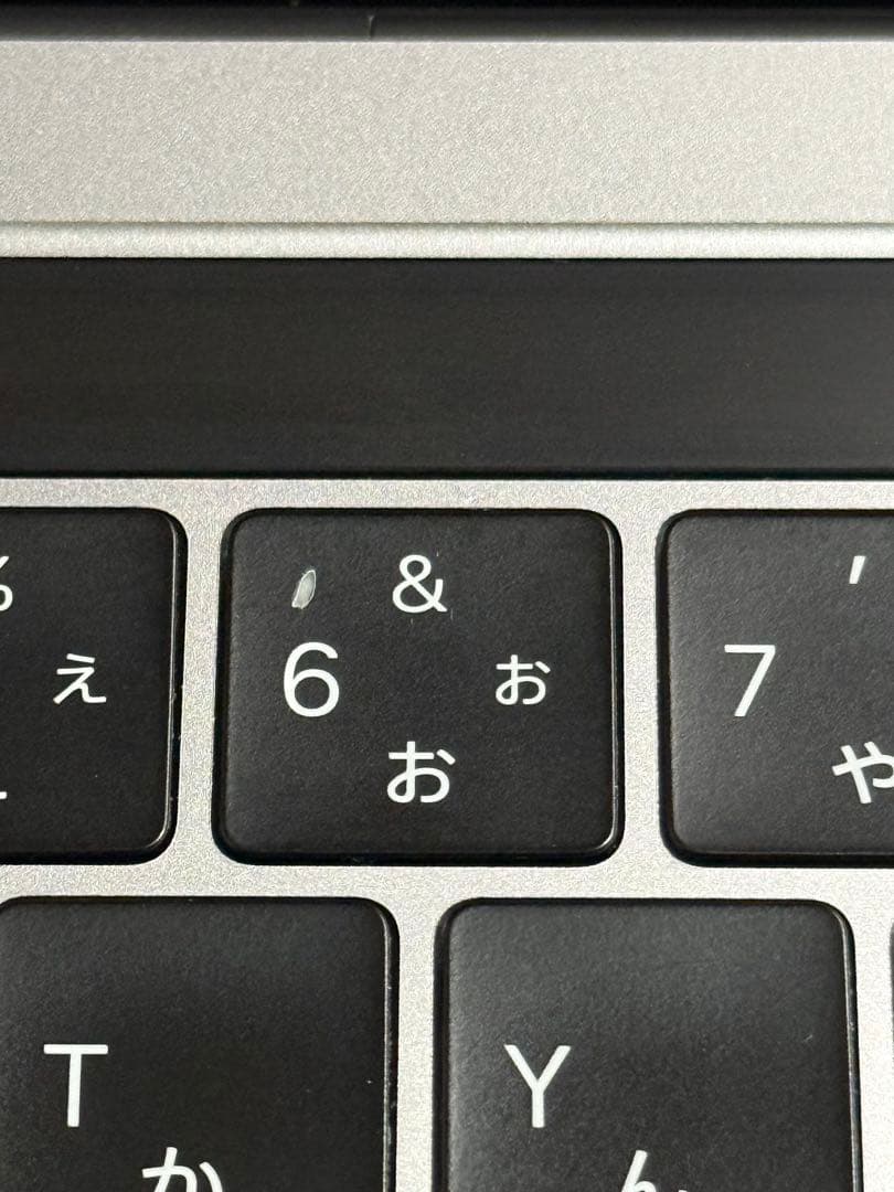 MacBook Pro 2019 Intel Core 13インチ