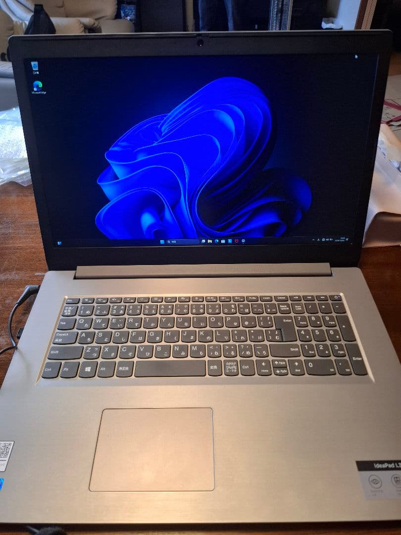 Lenovo ideapad L340-17IWL 8世代i7 メモリ8GB