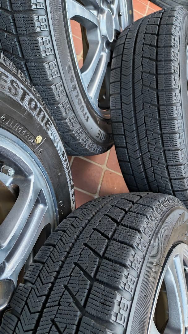 スタッドレス＆アルミホイール14インチ４本セット　送料込み