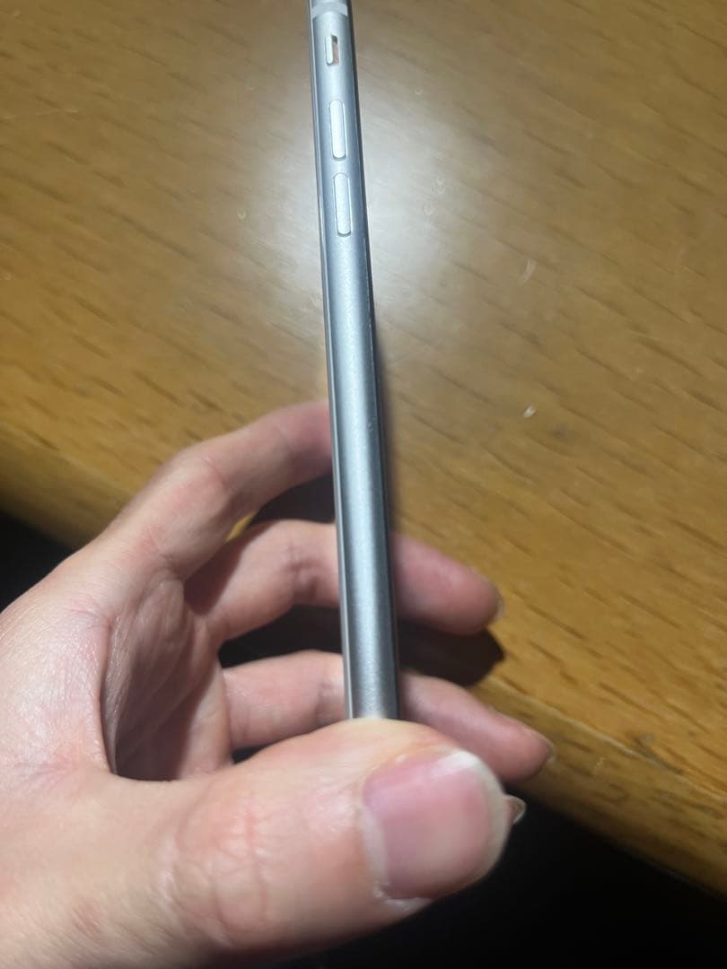 Apple iPhone se2 ホワイト 本体