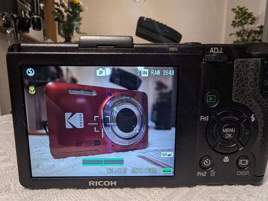 デジタルカメラ RICOH GR DIGITAL III | GR DIGITAL 3