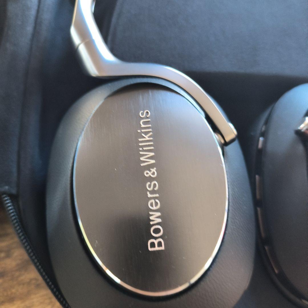 Bowers & Wilkins　px８
