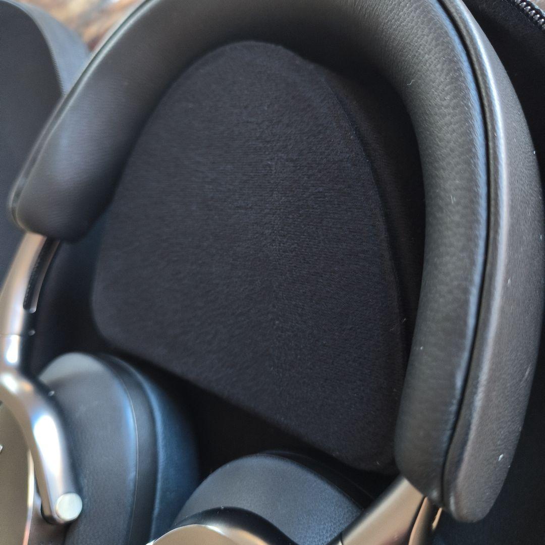 Bowers & Wilkins　px８