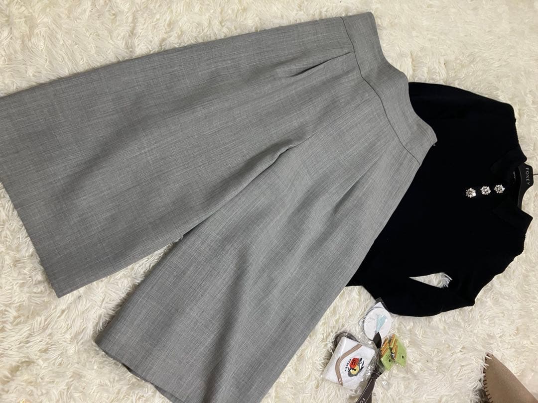 フォクシーグレーガウチョパンツ42年中対応可能