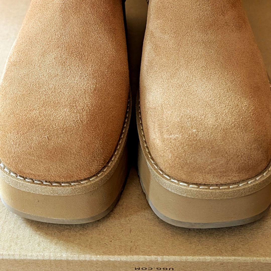 UGG厚底ショートブーツ