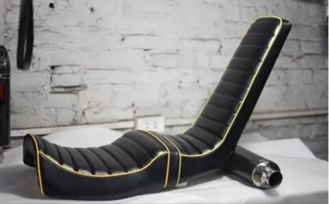 三段シート　黒金　cb400sf nc39、nc42 用