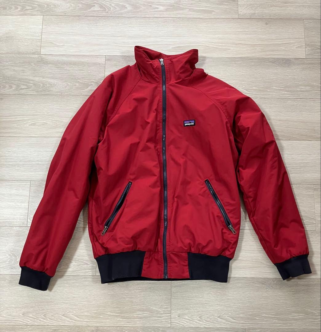 patagonia 赤 ナイロンジャケット
