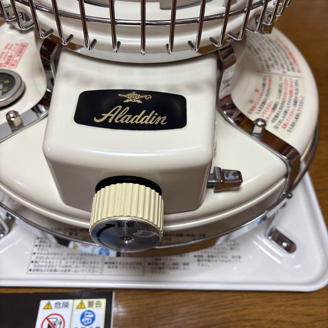 美品　Aladdin アラジン　ブルーフレームヒーター ホワイト　BF3902