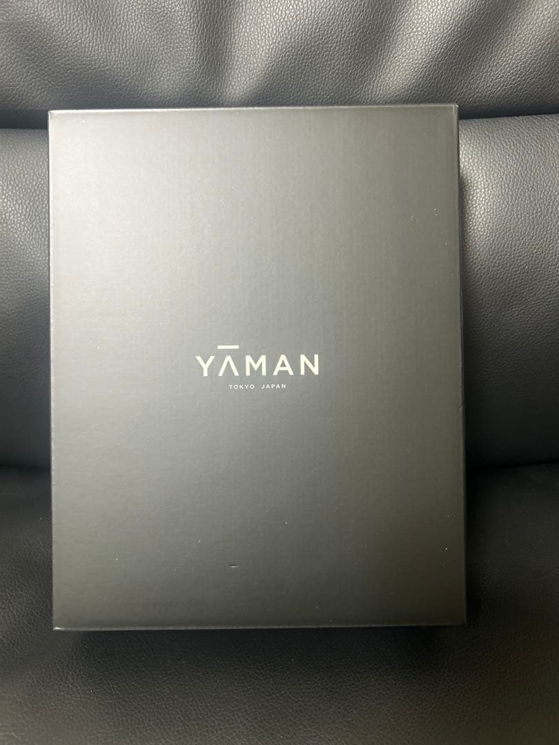 ヤーマンリフトロジープロ　美顔器（セラム美容液付き）