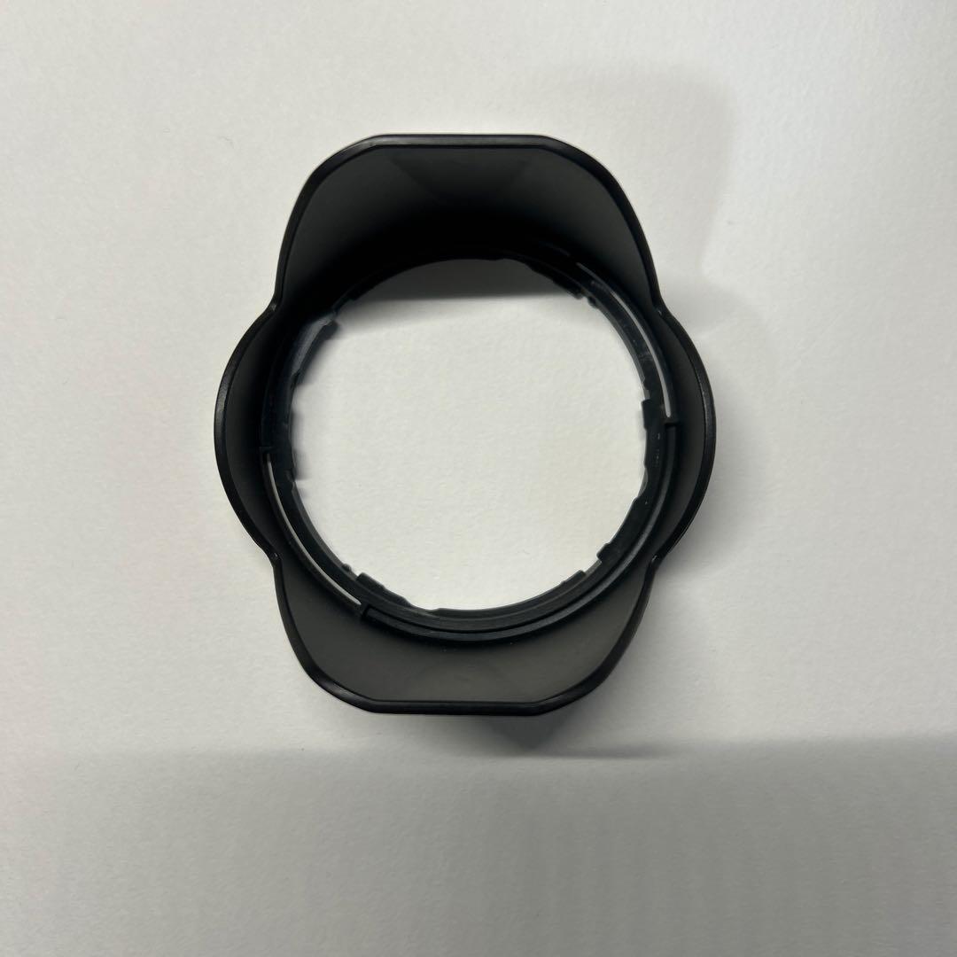 Nikon D5200・純正レンズ・カメラストラップ・レンズフードセット