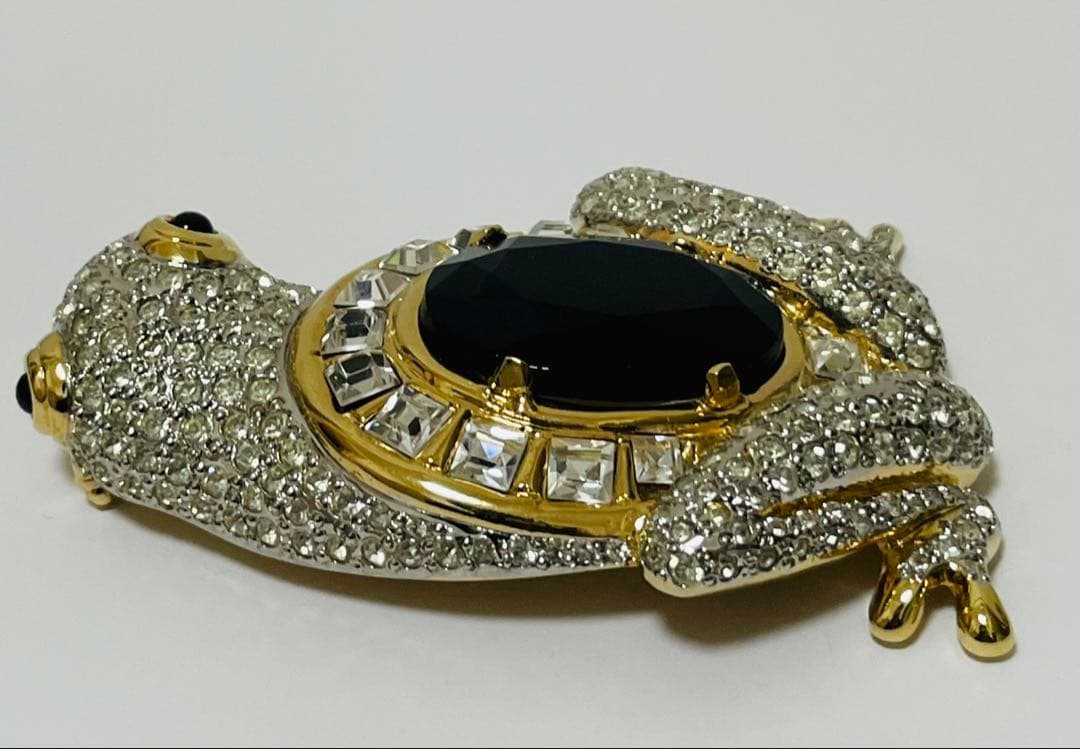 【希少】ヴァレンティノ ヴィンテージ ブローチ カエル Frog カラーストーン